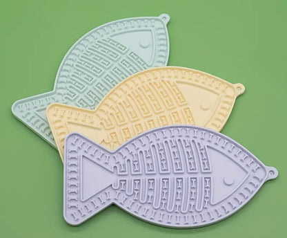 Fish Shaped Lick Mat Silicone Dispenser-Anxiety Relief-Feeding