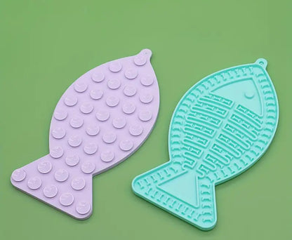 Fish Shaped Lick Mat Silicone Dispenser-Anxiety Relief-Feeding